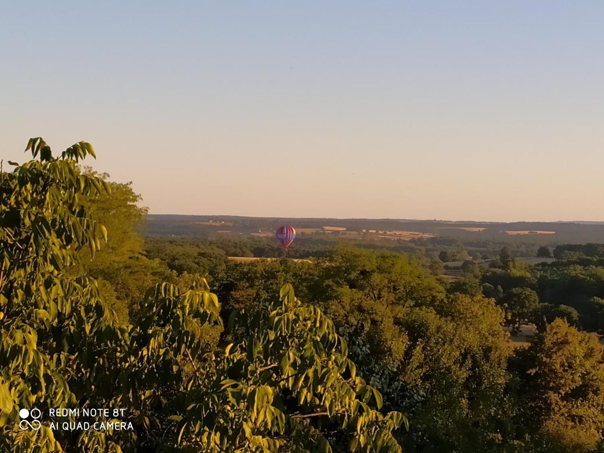 Le Theatre Villa Marigny-sur-Yonne Esterno foto